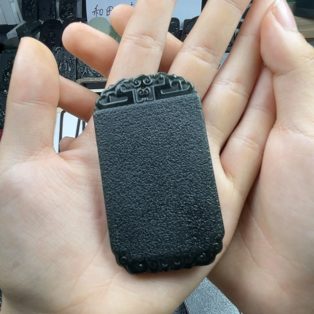 颈饰未镶嵌和田玉东**产