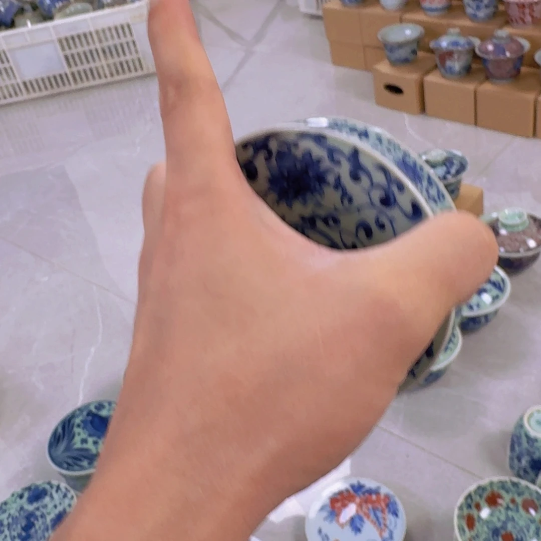 瓷片青釉缠枝莲盖置景德镇