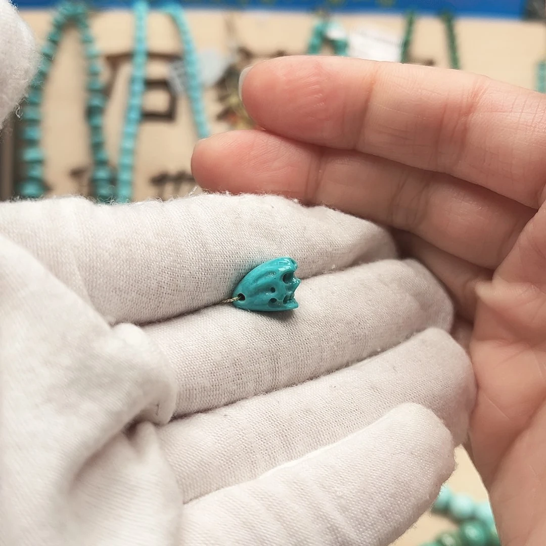 绿松石雕刻未镶嵌