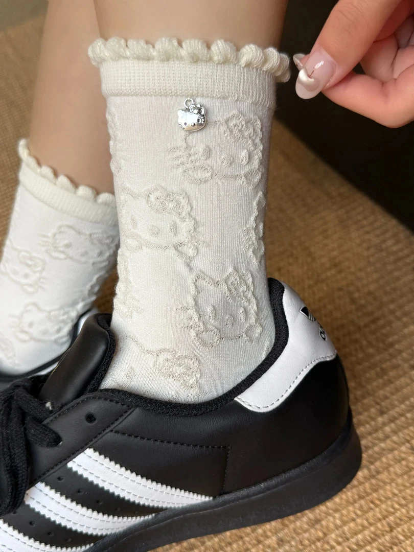 HelloKitty袜子女花边堆堆袜卡通Kitty吊坠棉袜可爱春秋季中筒袜