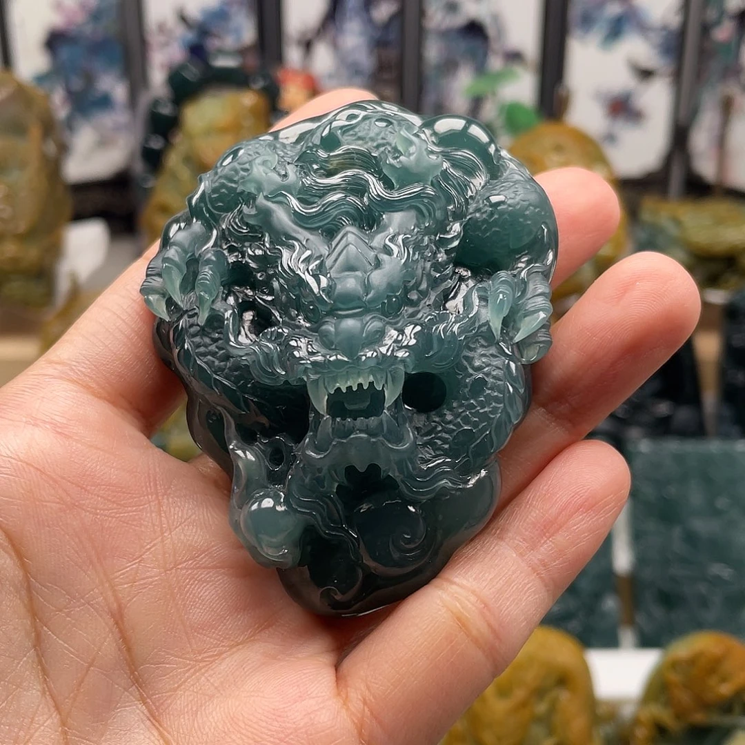 静***心翡翠未镶嵌颈饰天然翡翠a货龙