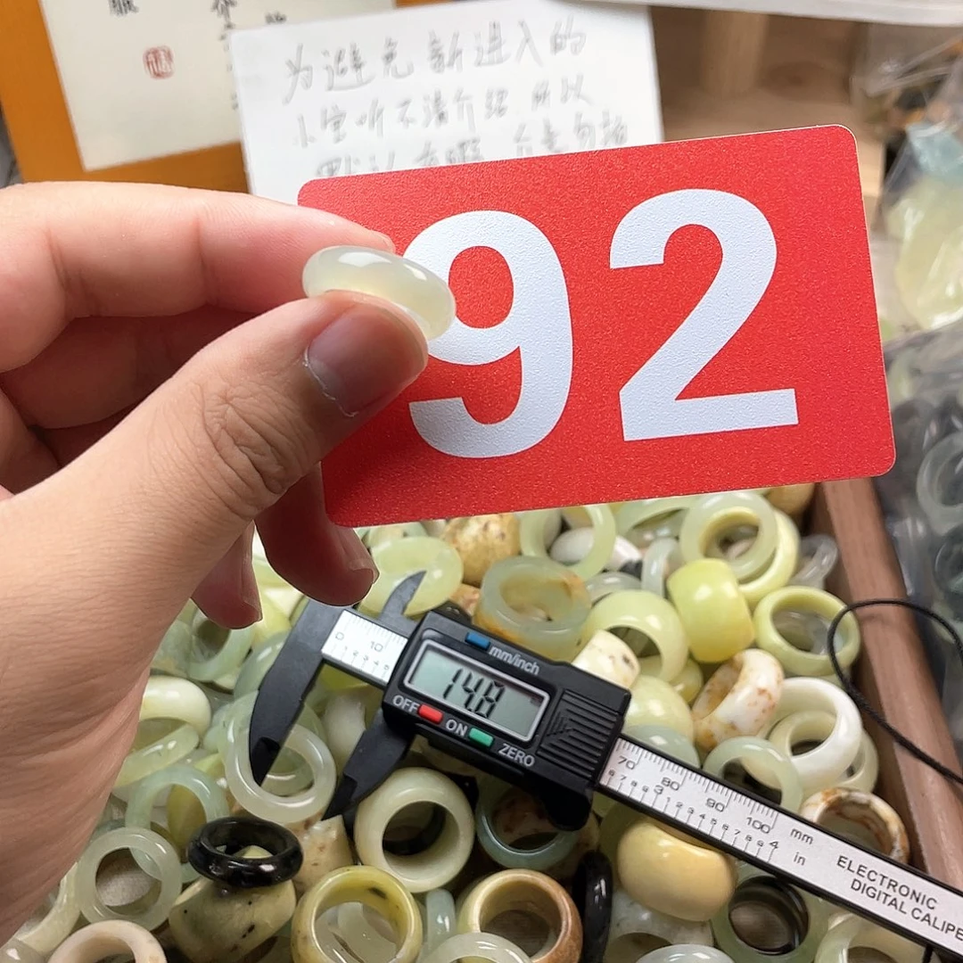 蛇纹石玉合金颈饰