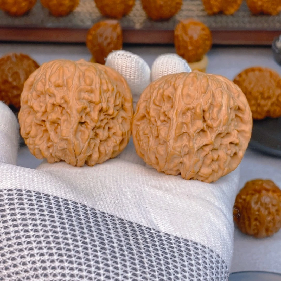 文玩核桃吊坠猛*天花板级 麒麟纹大闷墩46