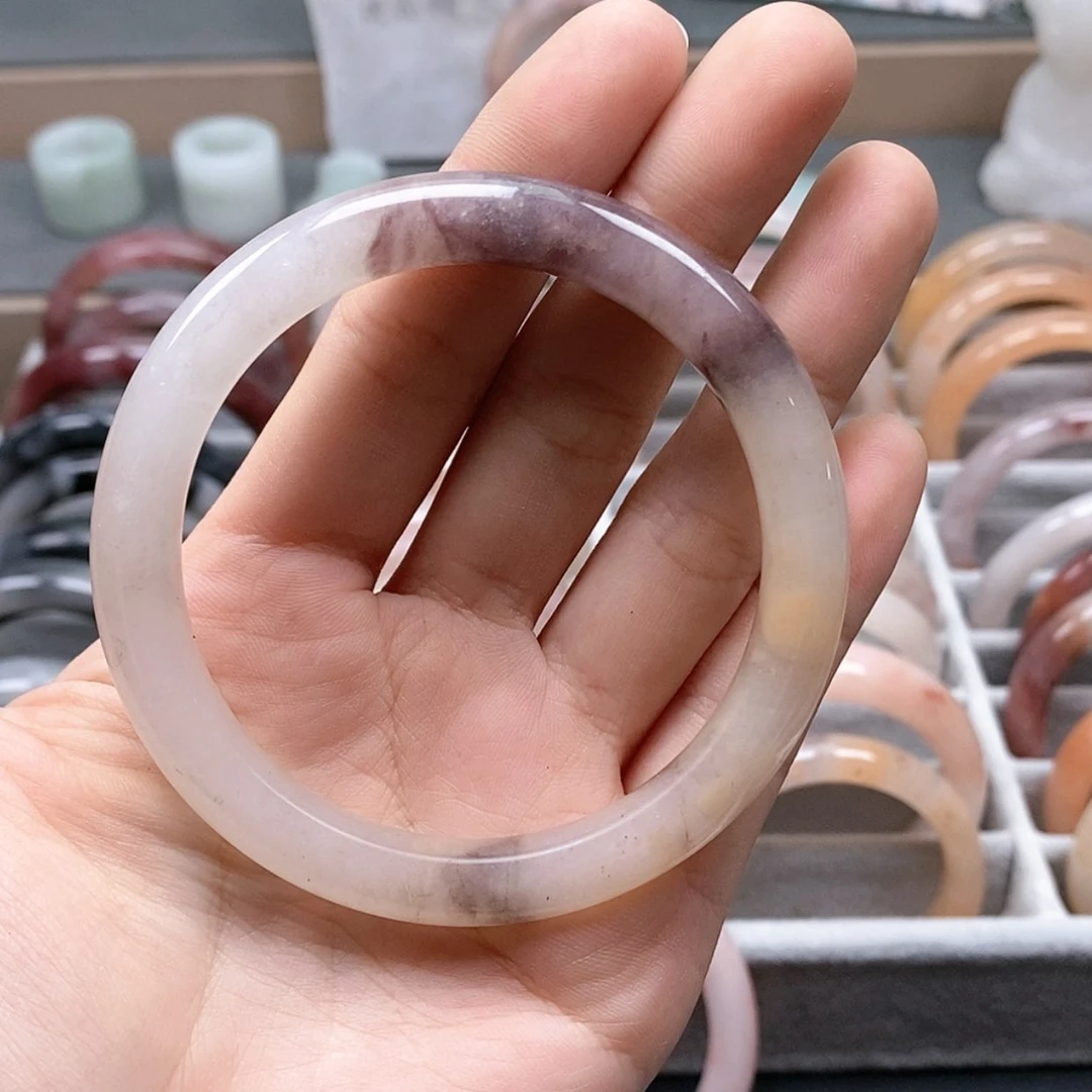 【闪购商品】石英质玉手镯未镶嵌