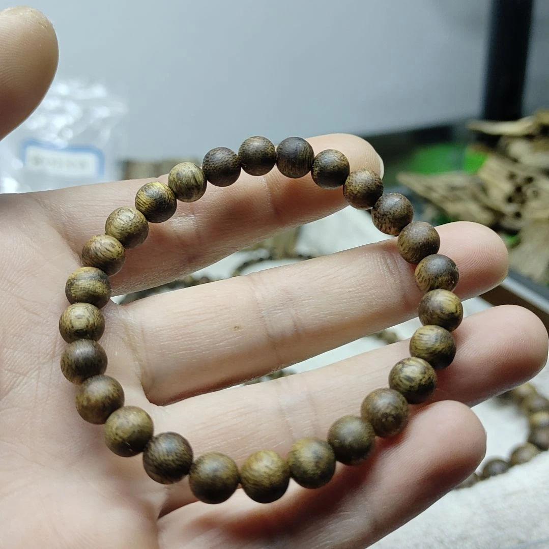 沉香碎屑沉香串串