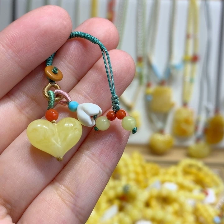 裸石蜜蜡未镶嵌配饰