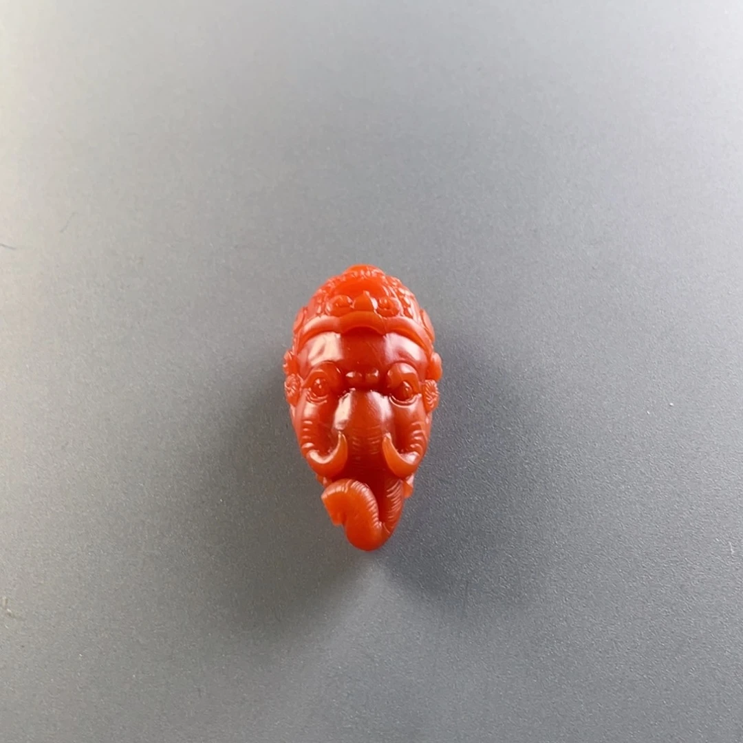 南红玛瑙天然原矿东山大水沟象神未镶嵌请***称