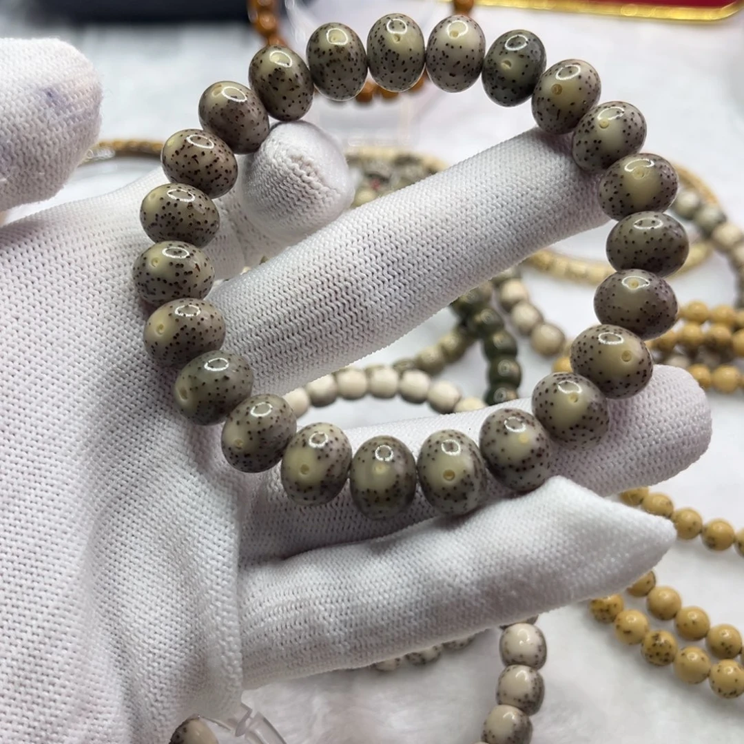 星月菩提吊坠手串