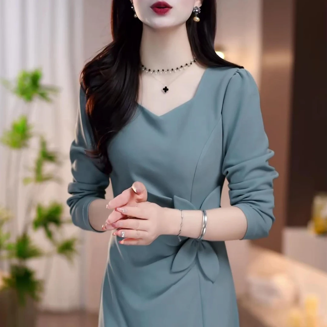 时尚褶皱拼接长袖连衣裙女2025年秋季新款气质显瘦中长款开叉裙子