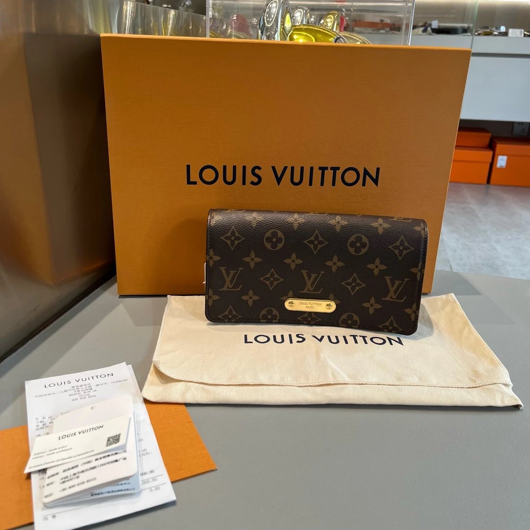 99新 LouisVuitton/路易威登 路易威登Lily woc  超百搭松弛感