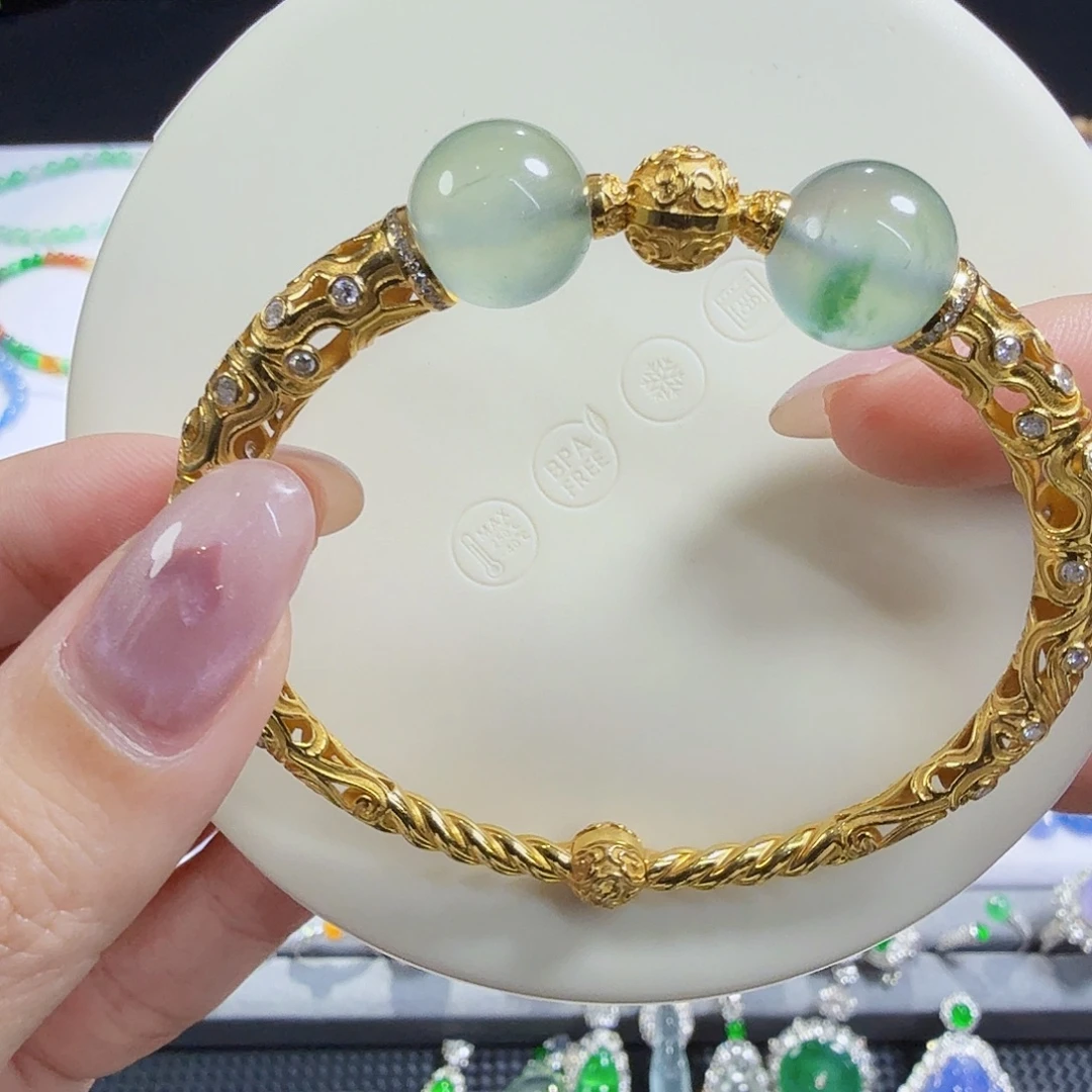 翡翠18K金镶嵌手镯双圆珠设计款可开口手镯