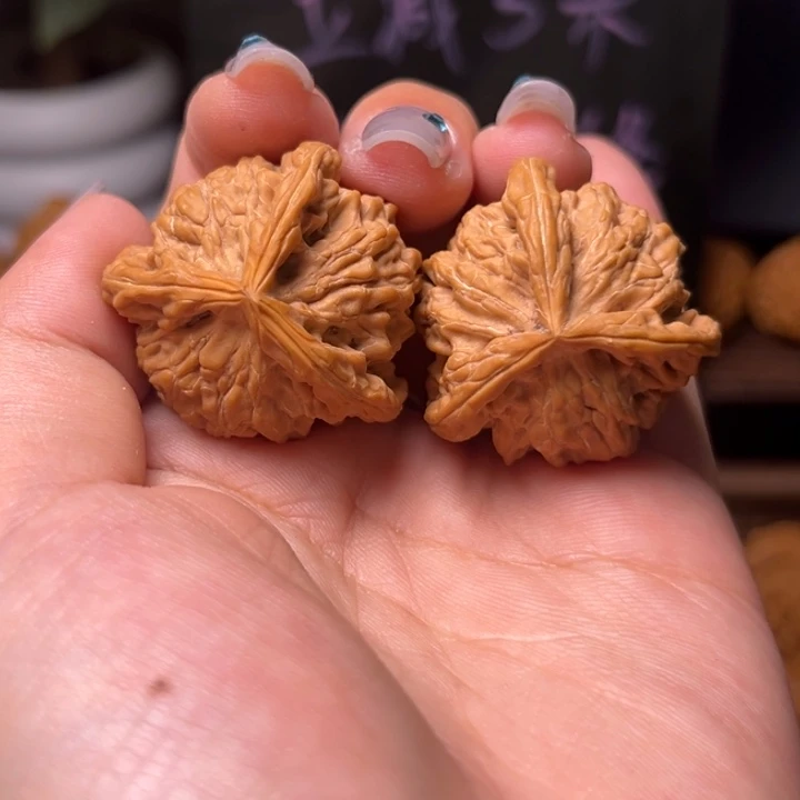 文玩核桃把件33尺三棱38