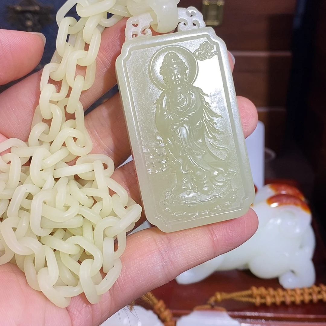 颈饰未镶嵌和田玉