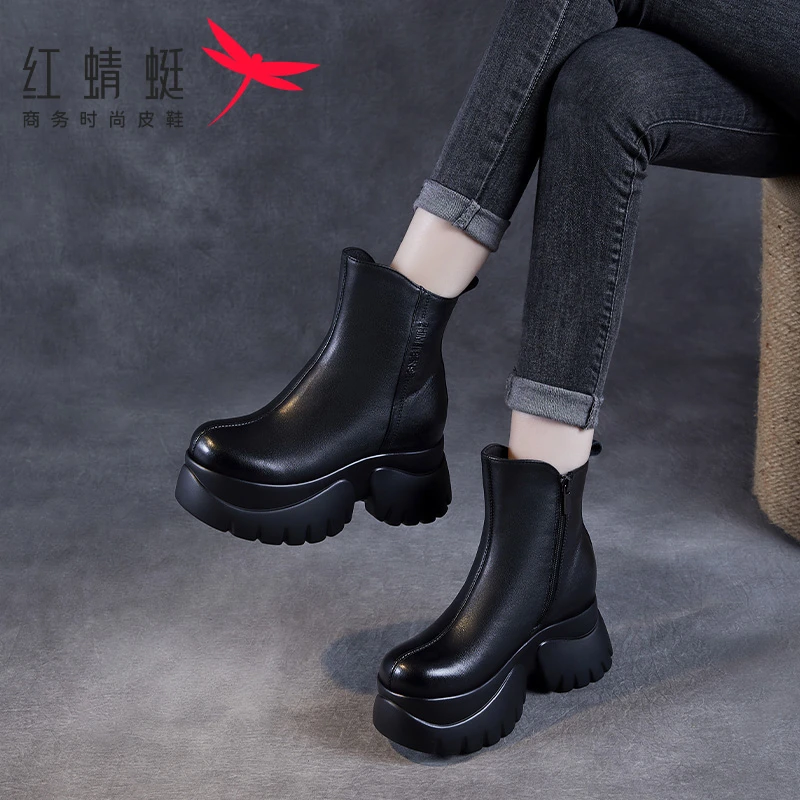 红蜻蜓厚底头层牛皮马丁靴女2025新爆款秋冬靴子真皮小个子短靴