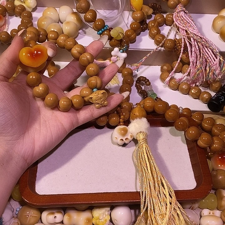 @***@手串猴头核桃全品手工屁桃猫爪背云黄色跑环小象