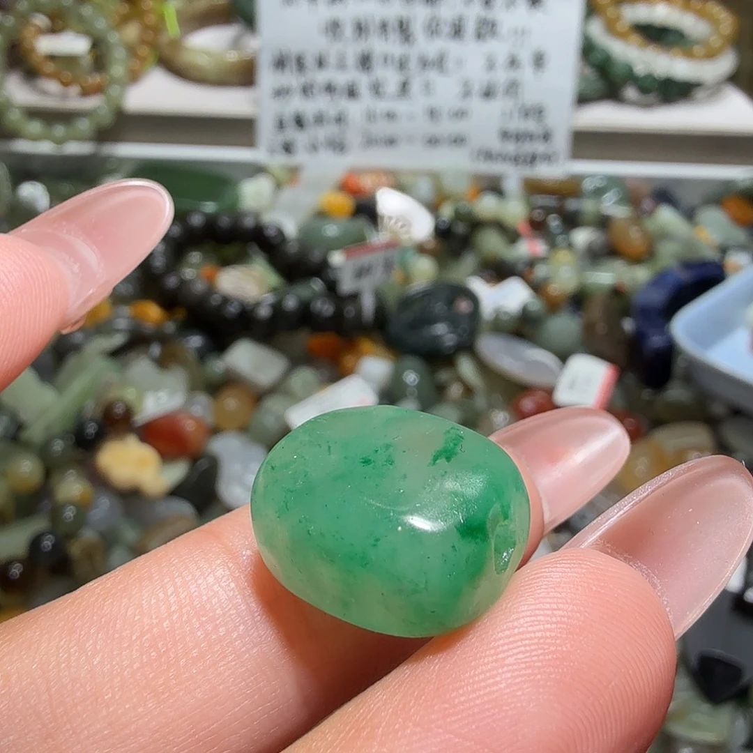 和田玉未镶嵌珠宝奇石