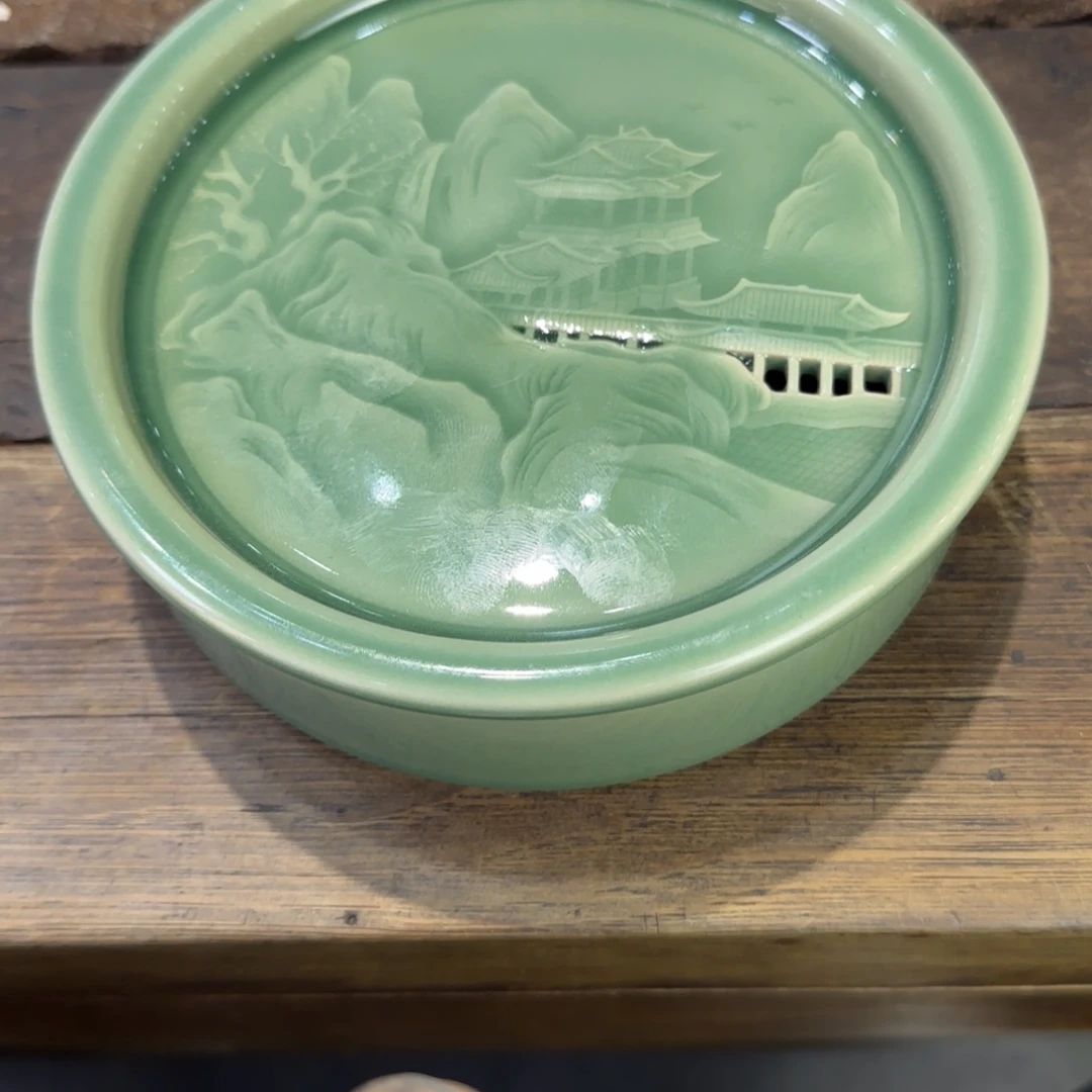 笔****）龙泉青瓷的历史悠久和历史悠久都在这里得到了