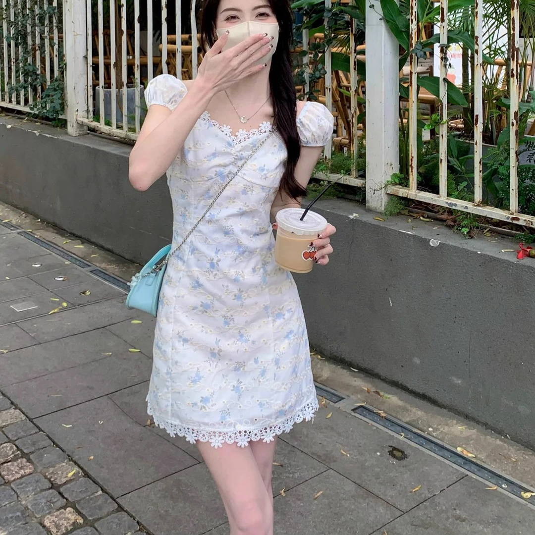 修身收腰法式气质甜美显瘦时尚碎花小个子连衣裙夏季裙子蕾丝