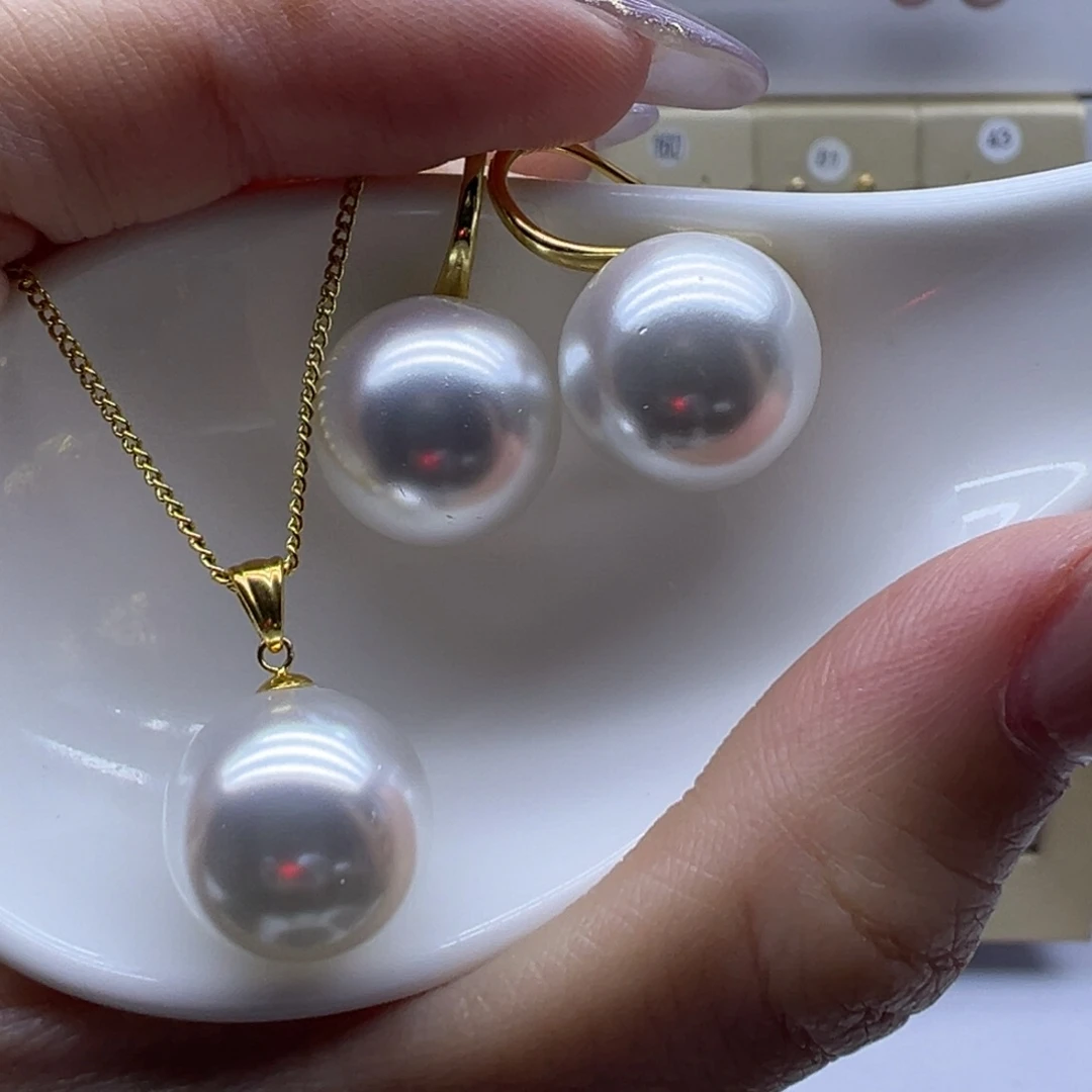 颈饰淡水珍珠18K金镶嵌