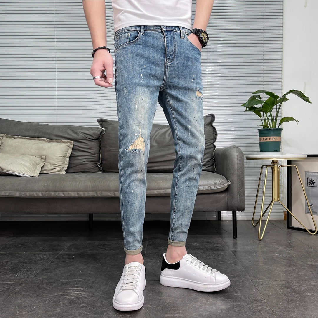 2025新款潮流百搭破洞补丁男士牛仔裤修身弹力小脚裤泼墨长裤子男