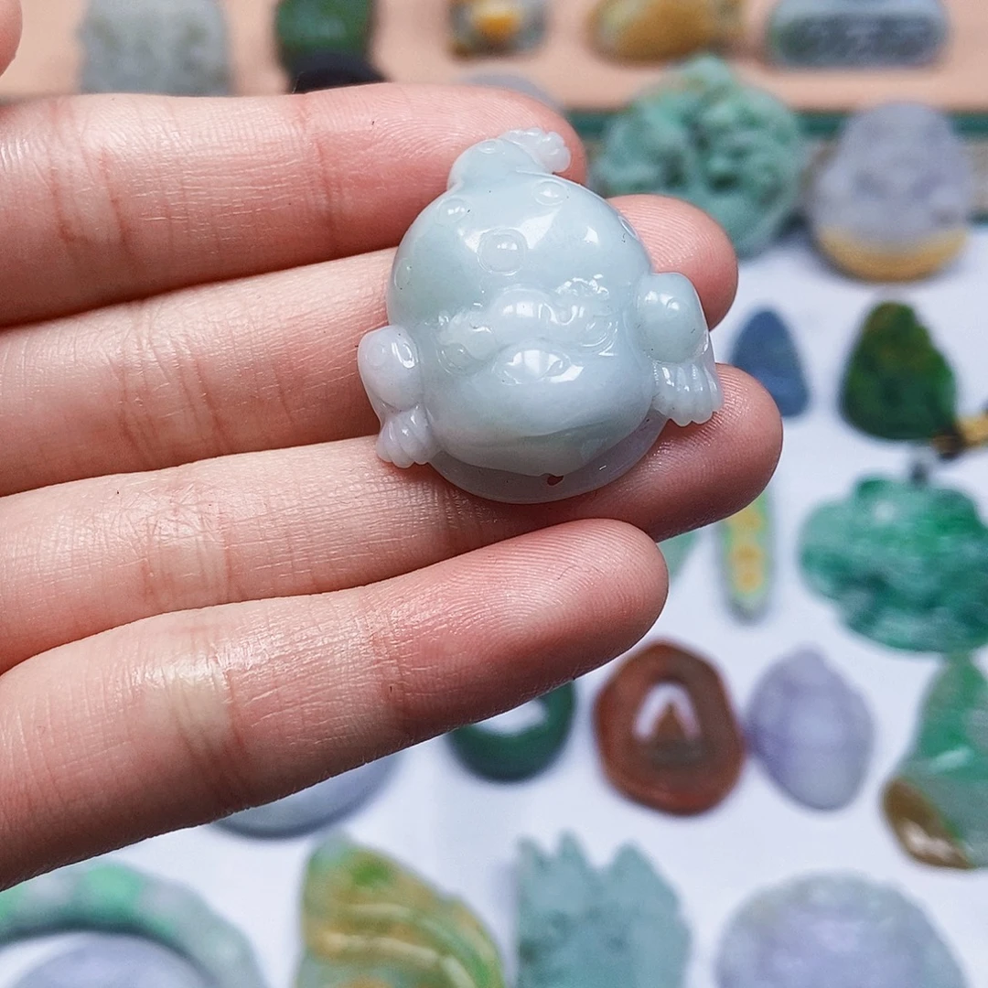 翡翠未镶嵌颈饰翡翠A货