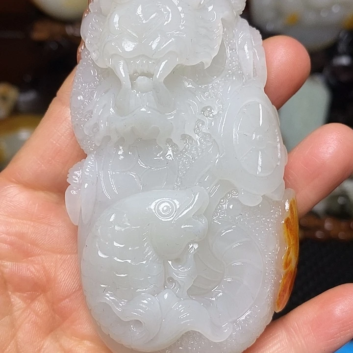 和***财和田玉未镶嵌颈饰