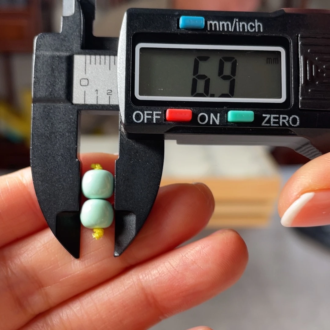 绿松石颈饰未镶嵌