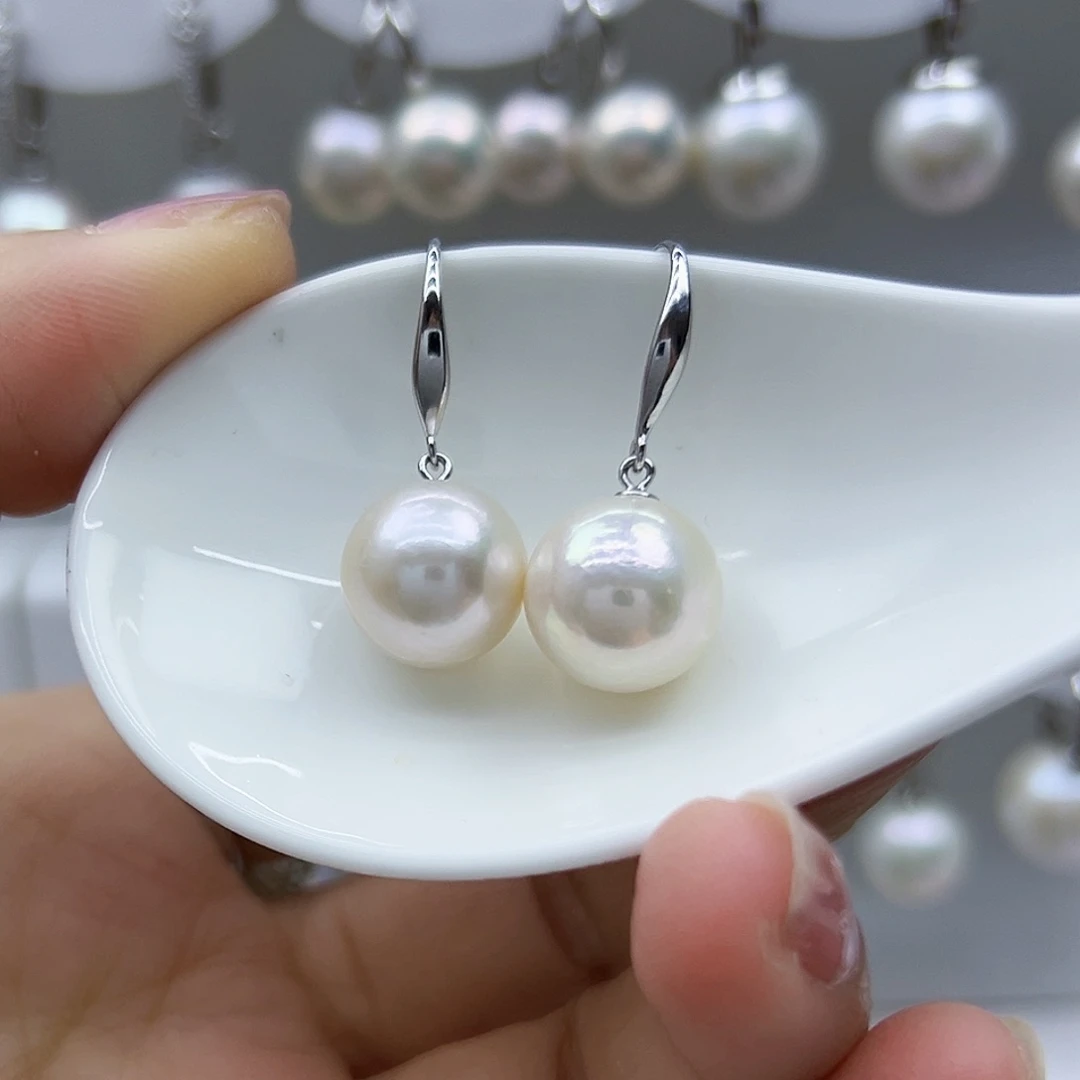 银S925镶嵌耳饰淡水珍珠