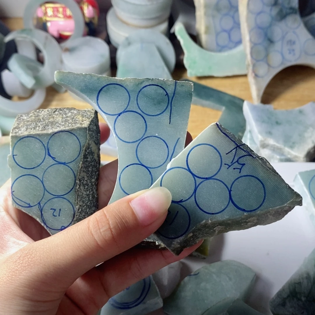 颈饰未镶嵌翡翠50