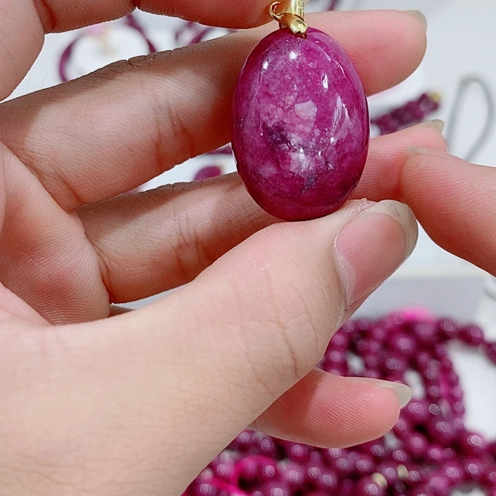 银S925镶嵌吊坠红宝石