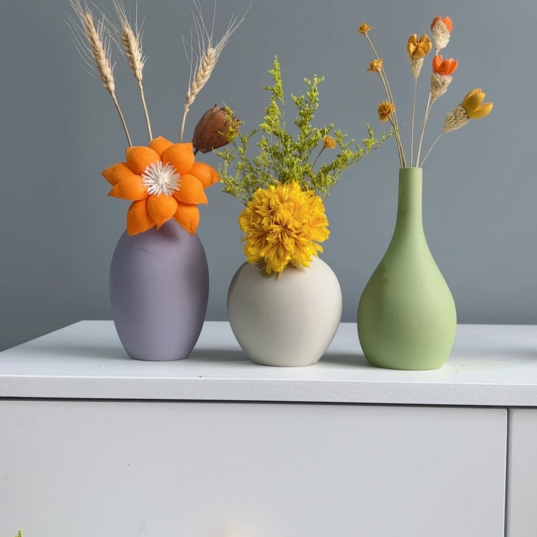 摆件陶瓷小花瓶摆件含花总高约20-30cm