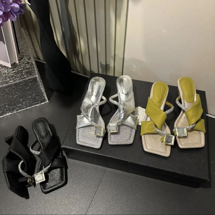 2025年夏新中式宝石新款高级感百搭舒适小众设计款爆款凉鞋5CM