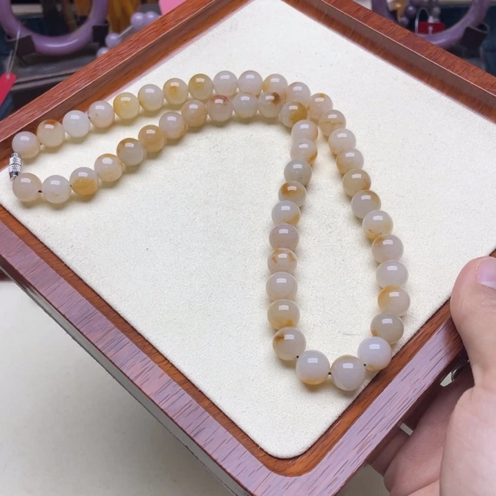 非金属佘太翠石英岩玉