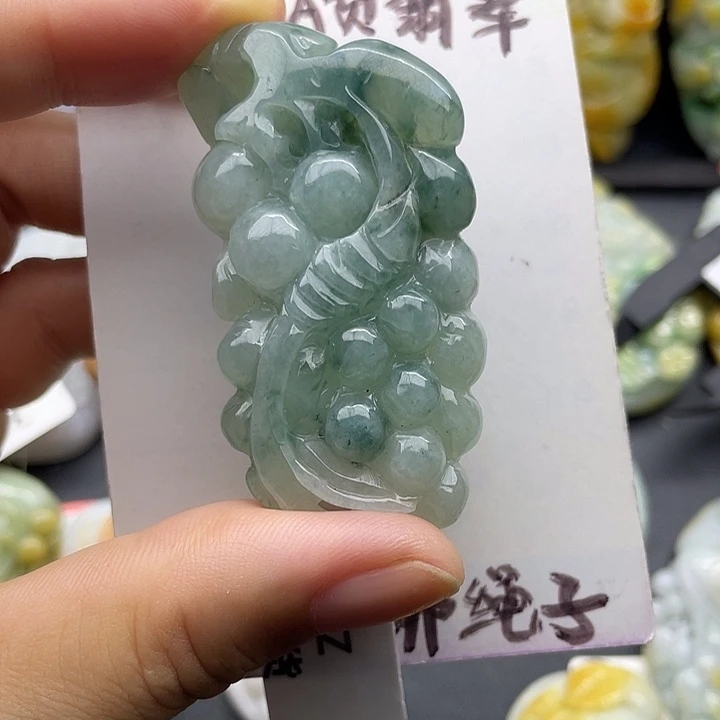颈饰未镶嵌翡翠天然翡翠