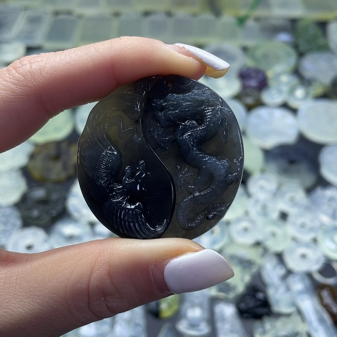 岫玉未镶嵌项圈龙凤对