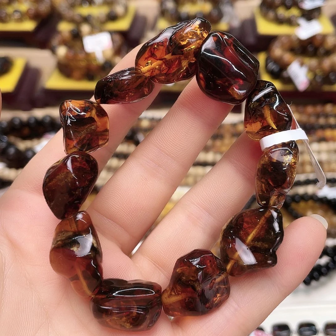 琥珀裸石未镶嵌大70136