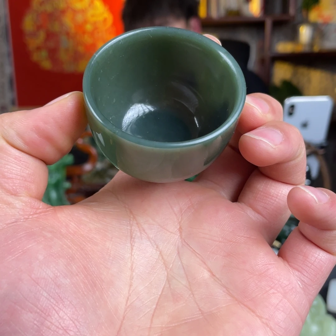 和田玉未镶嵌把件