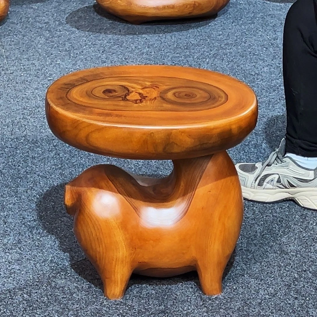 38 号香樟木尺寸：39-30-40cm