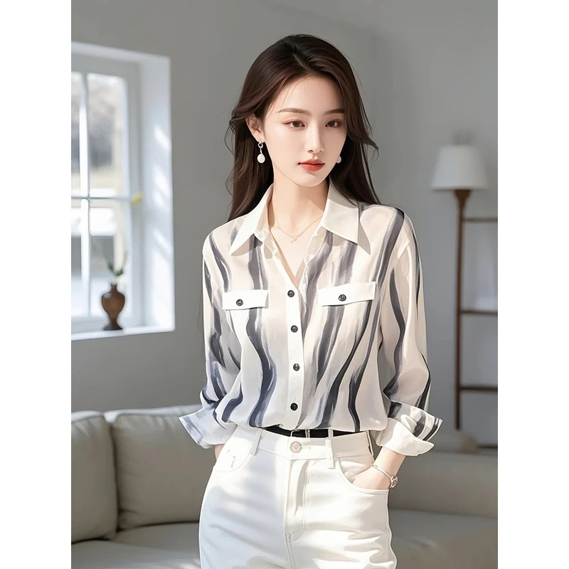 超好看白色条纹衬衫女春季2025新款法式小众别致显瘦休闲漂亮衬衣