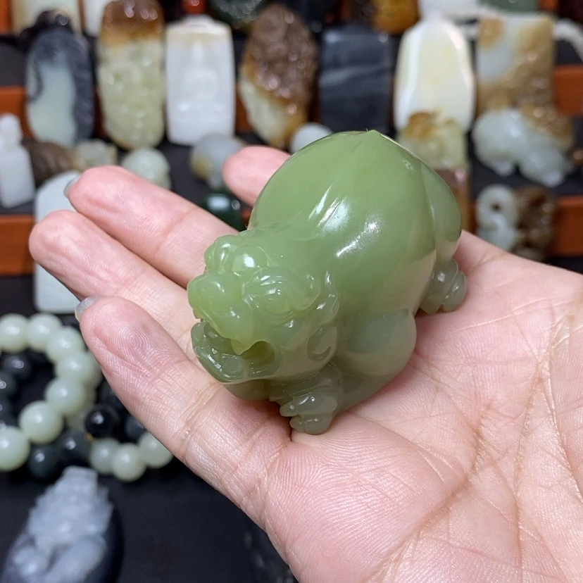 【闪购商品】颈饰未镶嵌和田玉木**易