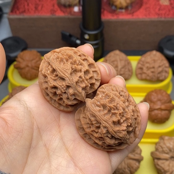 把件文玩核桃苹果园38全品红皮