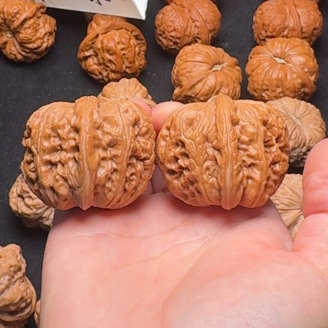 文玩核桃精品元宝42