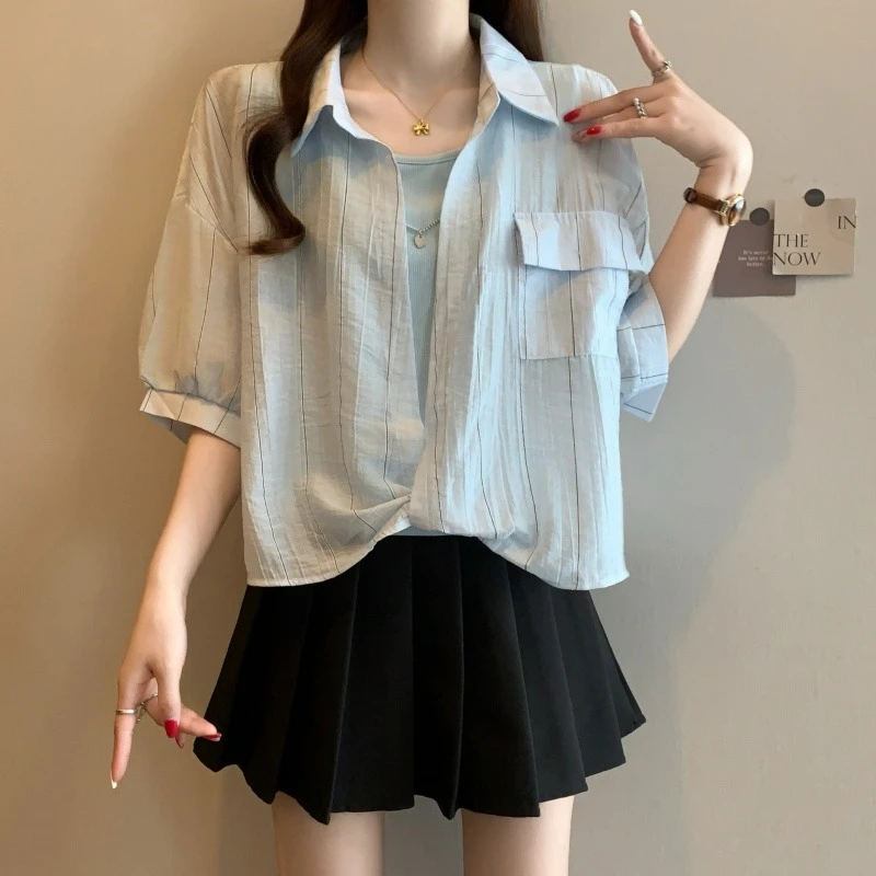 假两件浅蓝色条纹短袖衬衫女2025夏装胖mm大码吊带背心叠穿女夏季