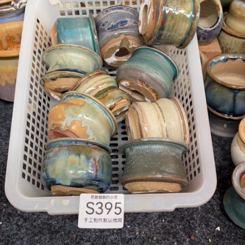 紫砂花盆微瑕395口径5厘米左右