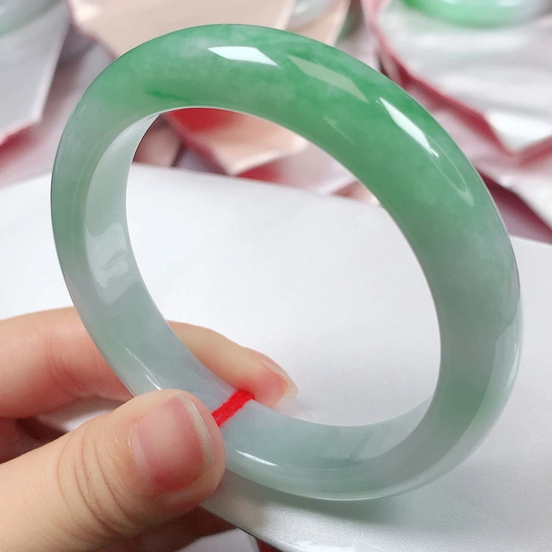 翡翠未镶嵌手镯1856