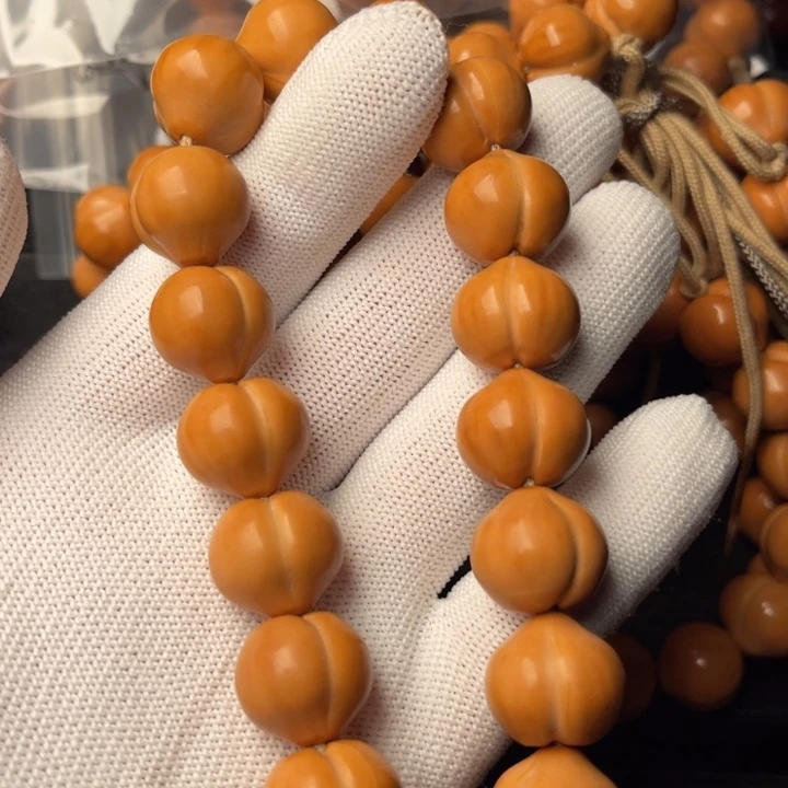 崔***少猴头核桃手串屁桃