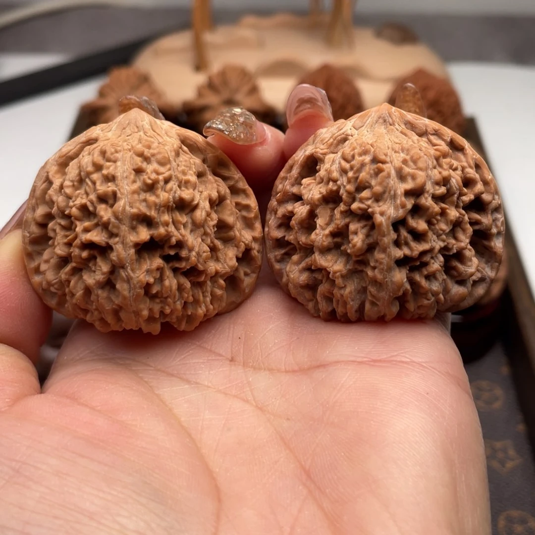 桃核把件满天星精配43