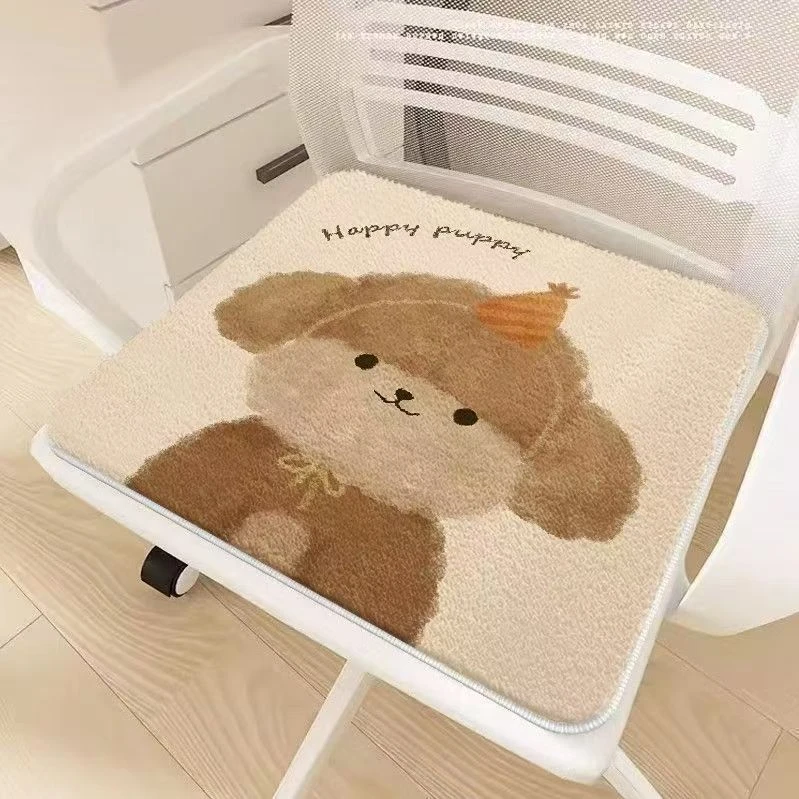 秋冬加厚办公室久坐毛绒椅垫卡通ins通用型防滑坐垫耐脏保温屁垫