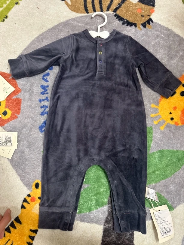 A37儿童连体衣灰色