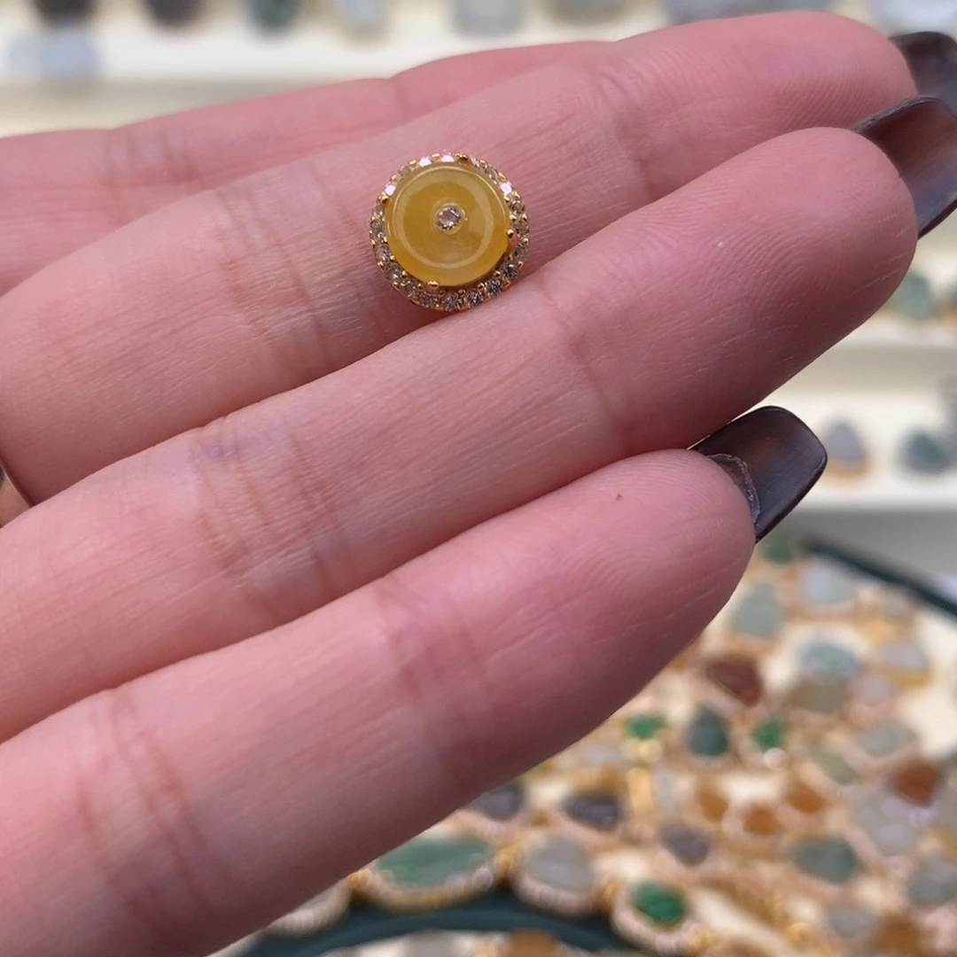 翡翠银S925镶嵌颈饰小扣子